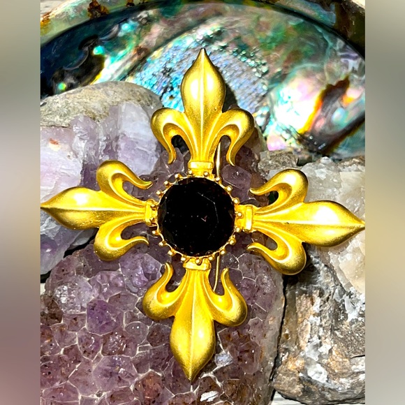 Maxine Denker signed Flyer De Lie brooch - Picture 3 of 3